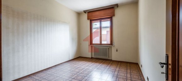 5 rooms Villa in Soragna, Italy No. 131839 12