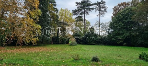 13 bedrooms Castles in Angers, France No. 298081 9