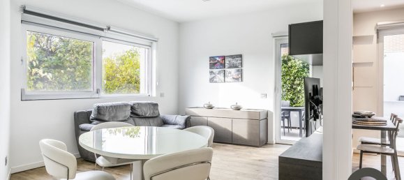 3 rooms Villa in Milan, Italy No. 239756 4