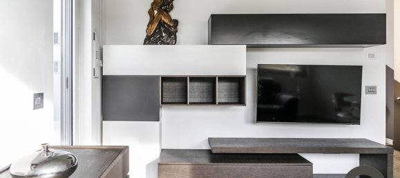 3 rooms Villa in Milan, Italy No. 239756 6