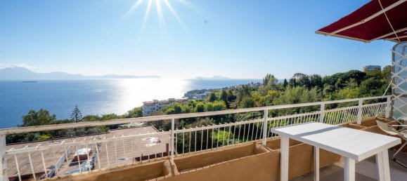 4 Schlafzimmer Wohnung in Naples, Italy, Nr. 376748 2