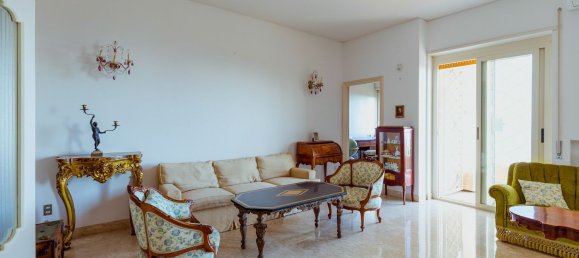4 Schlafzimmer Wohnung in Naples, Italy, Nr. 376748 4