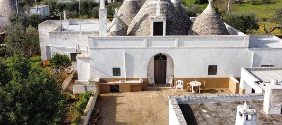 Casa de 4 habitaciónes en Ostuni, Italy No. 177552 2