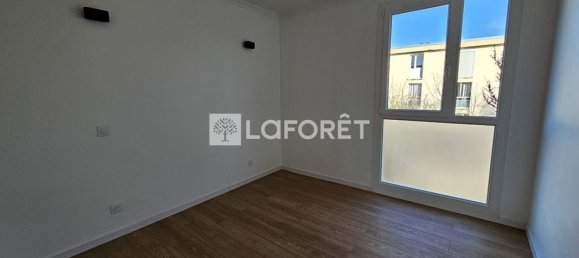 2 bedrooms Apartment in Cachan, France No. 189216 4
