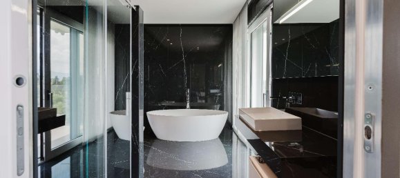 9 rooms Villa in Erba, Italy No. 123317 15