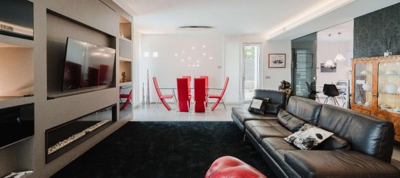 9 rooms Villa in Erba, Italy No. 123317 7