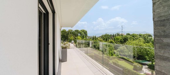 9 rooms Villa in Erba, Italy No. 123317 21