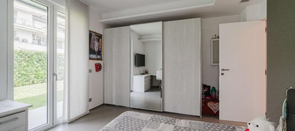 9 rooms Villa in Erba, Italy No. 123317 22