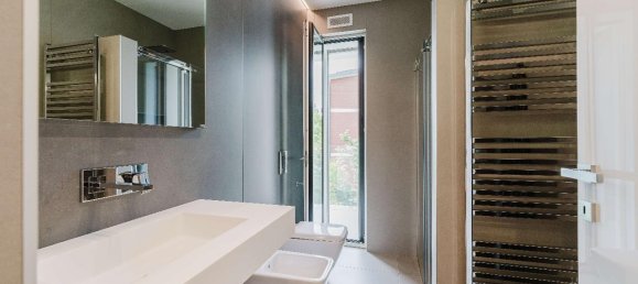 9 rooms Villa in Erba, Italy No. 123317 23