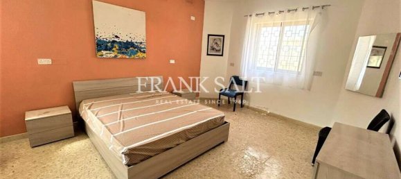 5 bedrooms Bungalow in Marsaskala, Malta No. 6593 9