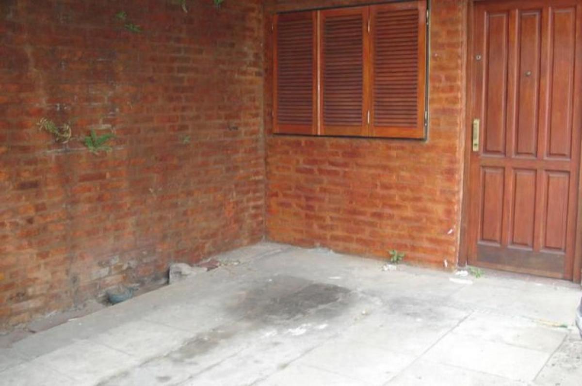 2 bedrooms House in Bermudez, Argentina No. 12767