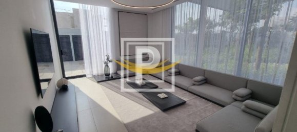 5 bedrooms Villa in Tilal City, UAE No. 10435 6