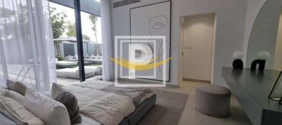 5 bedrooms Villa in Tilal City, UAE No. 10435 25