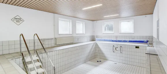 Дом с 7 комнатами в Лёррах, Германия № 300201 7