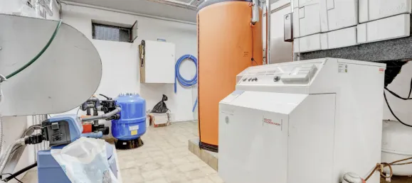 Дом с 7 комнатами в Лёррах, Германия № 300201 9