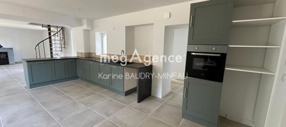 3 bedrooms House in Chatellerault, France No. 343870 3