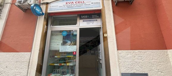 1-salle Propriété commerciale à Bari, Italy No. 21408 2