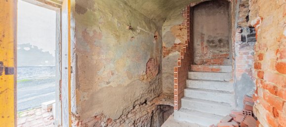 5 rooms House in Cinaglio, Italy No. 102799 19