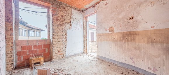 5 rooms House in Cinaglio, Italy No. 102799 9