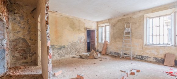 5 rooms House in Cinaglio, Italy No. 102799 12