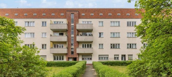 Квартира с 2 комнатами в Райниккендорф, Германия № 19143 2