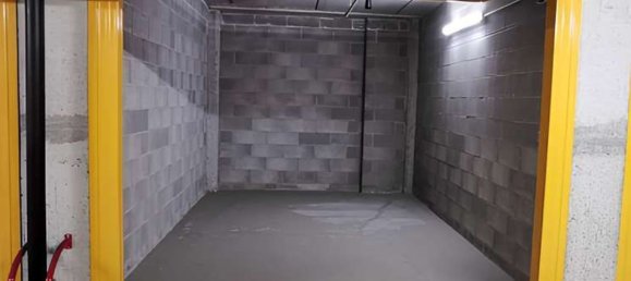 34m² Garage in Milan, Italy No. 316056 5