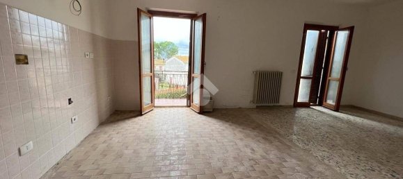 3 bedrooms Apartment in Marsciano, Italy No. 104935 15