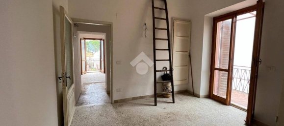 3 bedrooms Apartment in Marsciano, Italy No. 104935 16