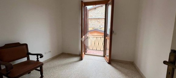 3 bedrooms Apartment in Marsciano, Italy No. 104935 14