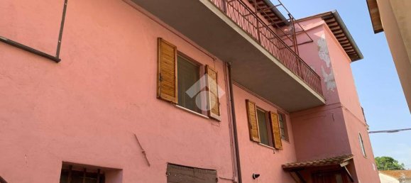 3 bedrooms Apartment in Marsciano, Italy No. 104935 30