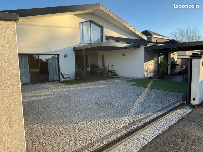 Apartamento de 3 dormitorios en Sendets, France No. 335476