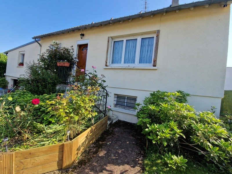 Casa T2 em Auneau, France N.º 213344
