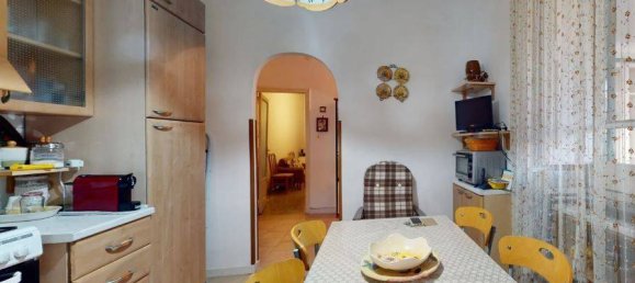 2 rooms Apartment in Naples, Italy No. 22000 10