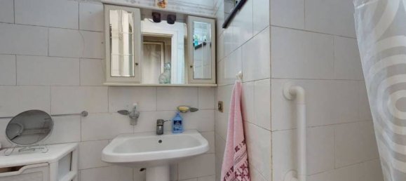 2 rooms Apartment in Naples, Italy No. 22000 11