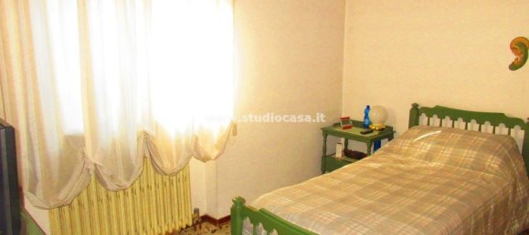6 rooms Apartment in Lovere, Italy No. 133726 12