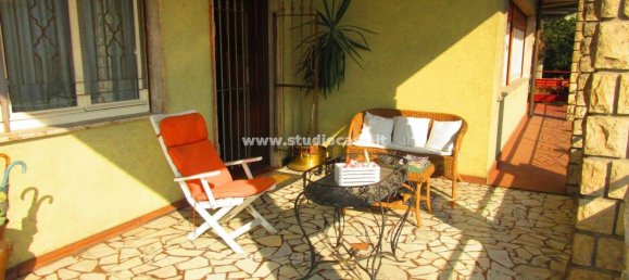 6 rooms Apartment in Lovere, Italy No. 133726 2