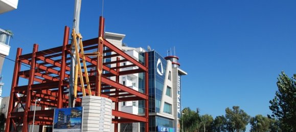 3 bedrooms Apartment in Limassol, Cyprus No. 12465 2