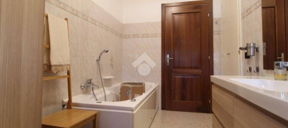 Apartamento T3 em Cadelbosco di Sopra, Italy N.º 342268 18