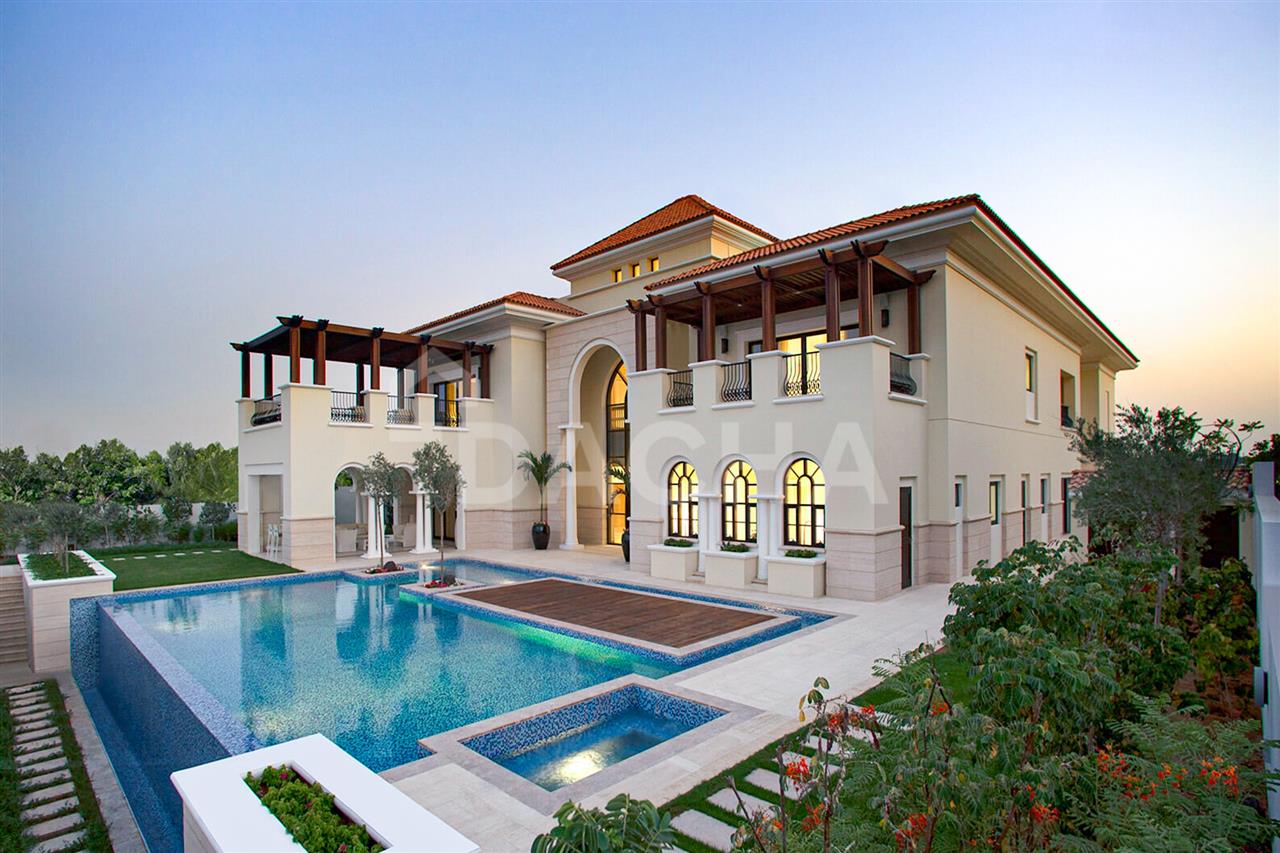 7 bedrooms Villa in Dubai, UAE No. 28041