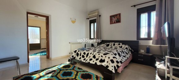 Вилла с 5 спальнями в Эстепона, Испания № 139293 14