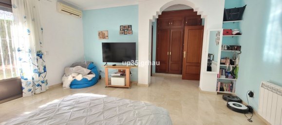 Вилла с 5 спальнями в Эстепона, Испания № 139293 19