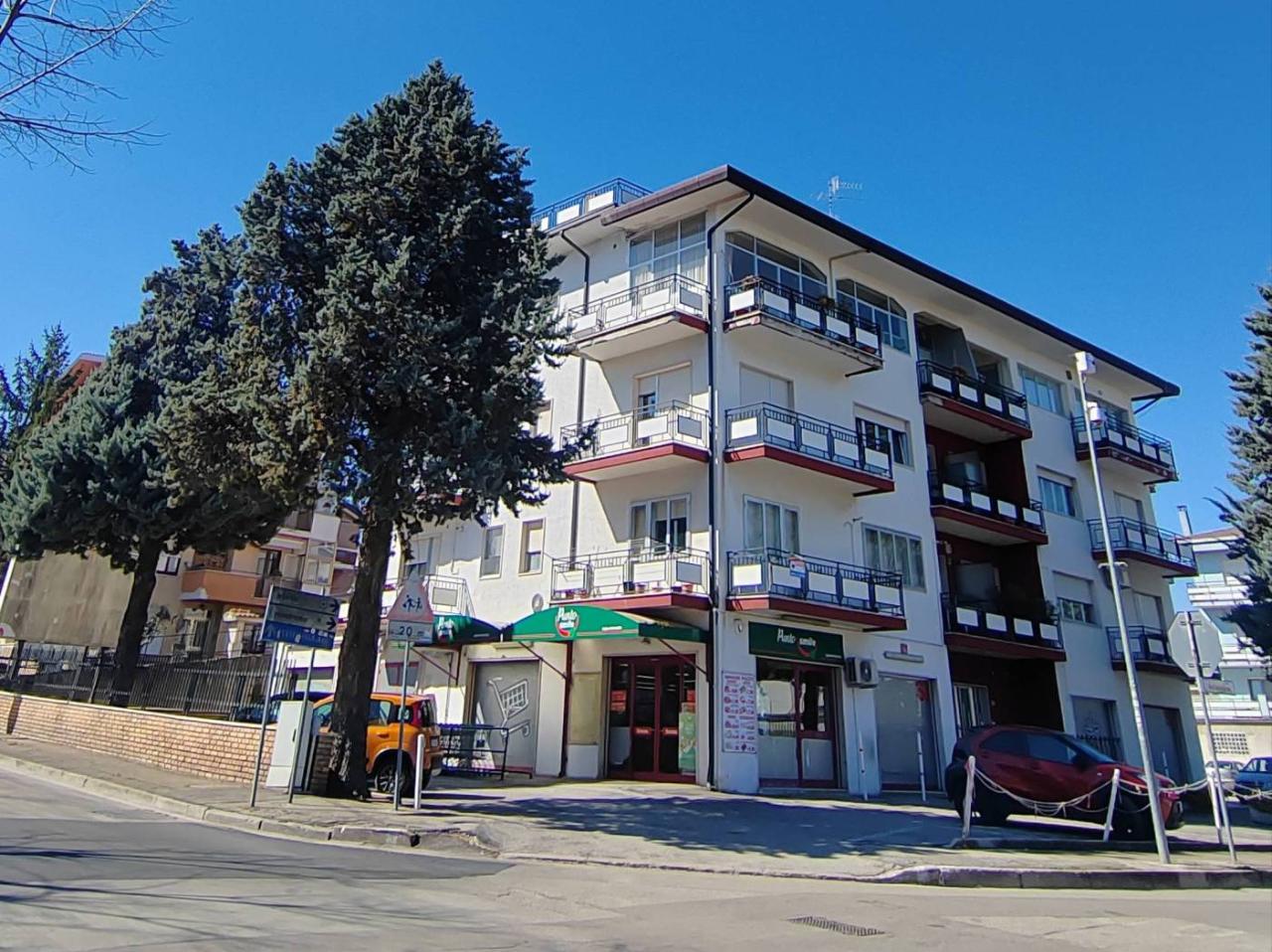 5-salle Appartement à Lanciano, Italy No. 137385
