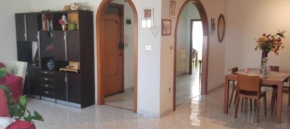 5-salle Appartement à Lanciano, Italy No. 137385 6