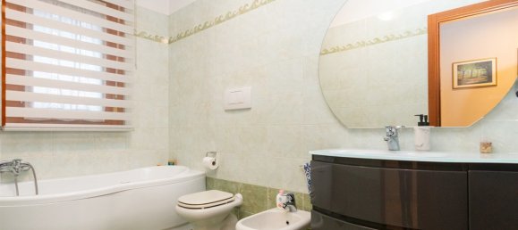 5غرفة شقة في Turin, Italy رقم 161466 15