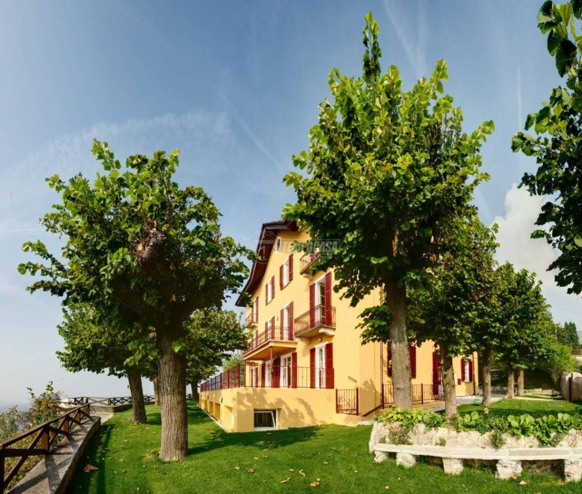 2 غرف نوم شقة في Como, Italy رقم 85901