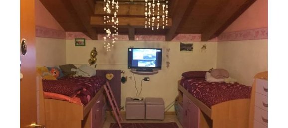 Casa de 5 habitaciónes en Boltiere, Italy No. 254318 2