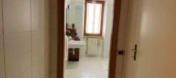 10 rooms Apartment in Velletri, Italy No. 30918 15