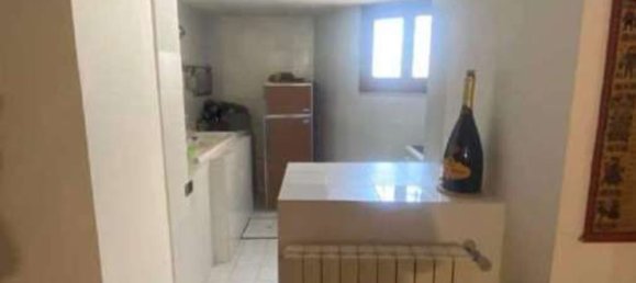 10 rooms Apartment in Velletri, Italy No. 30918 11