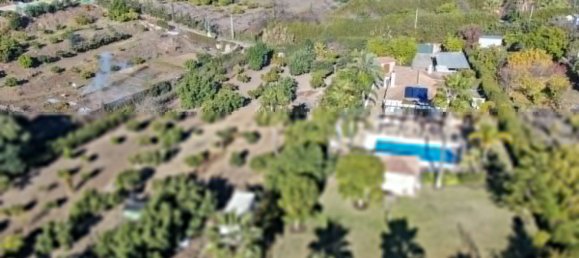 Дом с 6 спальнями в Эстепона, Испания № 149110 3