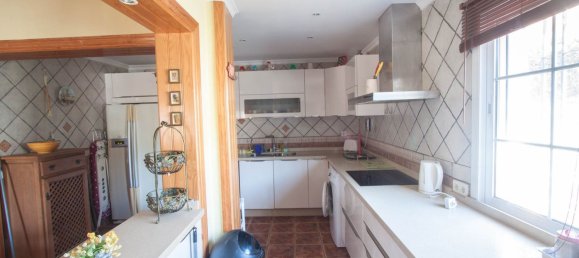 Дом с 6 спальнями в Эстепона, Испания № 149110 19